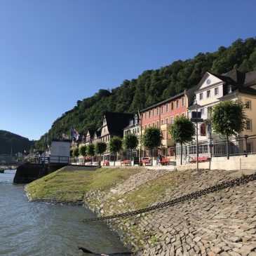 Rheinufer St. Goar